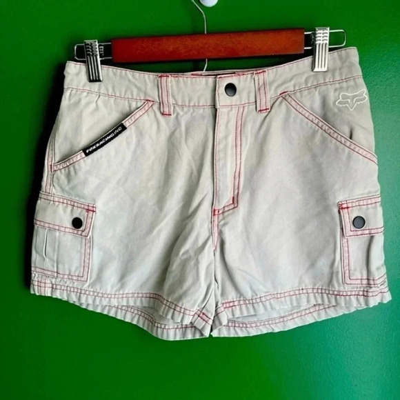 Fox Racing Ladies Cargo Shorts Size 5 EUC! - Picture 1 of 5